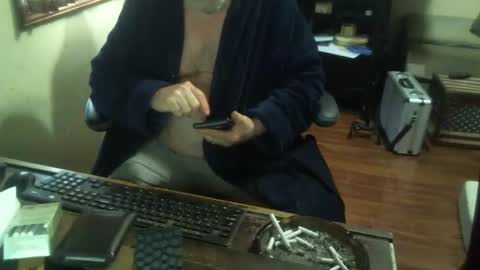 Snapshot of justmeohio chatting on April 5, 3:42 pm justmeohio online show from April 5, 3:42 pm