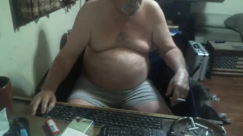 Snapshot of justmeohio chatting on April 12, 9:36 am justmeohio online show from April 12, 9:36 am