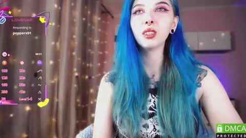 Snapshot of justmeowgirl chatting on October 11, 4:01 am justmeowgirl online show from October 11, 4:01 am