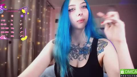Snapshot of justmeowgirl chatting on October 22, 4:35 am justmeowgirl online show from October 22, 4:35 am