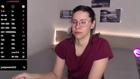 Julie online show from February 17, 4:53 am