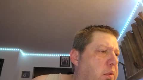 Snapshot of justsetfree chatting on November 9, 5:28 am justsetfree online show from November 9, 5:28 am