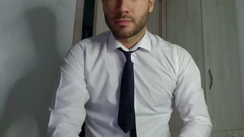 Justin online show from March 2, 5:33 am