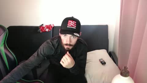 justyouraveragebeast online show from November 22, 7:35 pm