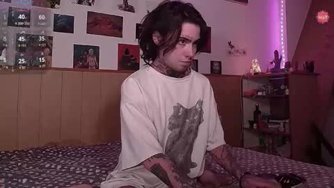 Juuzou hehim u can call me Juz online show from October 31, 2:18 pm