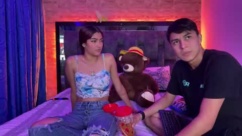 Snapshot of juva_ chatting on October 20, 11:27 pm Juan and friends online show from October 20, 11:27 pm