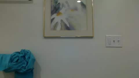 Snapshot of jwill10000 chatting on February 13, 4:00 am J and Sugar snap pea online show from February 13, 4:00 am