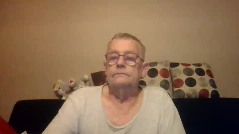 Arthur01750 online show from April 3, 1:14 am