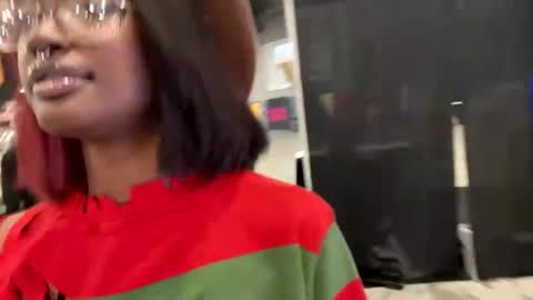 Snapshot of k1m08 chatting on October 26, 8:48 pm Aki Kim online show from October 26, 8:48 pm