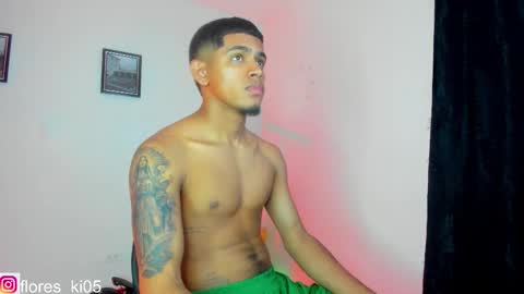 Snapshot of k_florez chatting on December 18, 1:33 am k_florez online show from December 18, 1:33 am