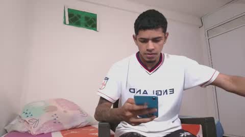 Snapshot of k_florez chatting on July 19, 9:24 am k_florez online show from July 19, 9:24 am