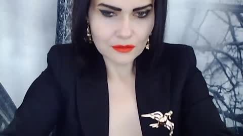 Snapshot of k_queen36 chatting on June 13, 8:01 am k_queen36 online show from June 13, 8:01 am