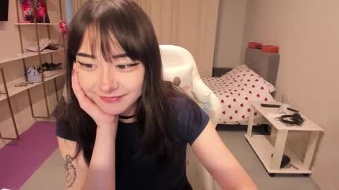 Kaoru online show from February 6, 9:12 am