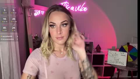 Snapshot of kaaaypaaay1 chatting on January 19, 2:15 am kaaaylapaaayla online show from January 19, 2:15 am