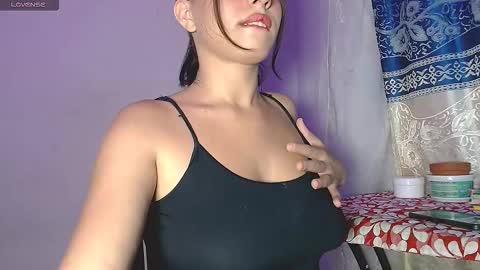 Kade  Anne online show from October 2, 2:51 am