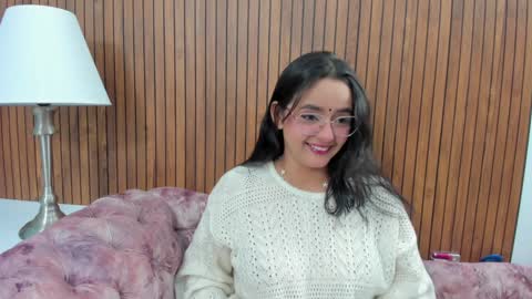 Kyelie online show from December 6, 8:29 pm