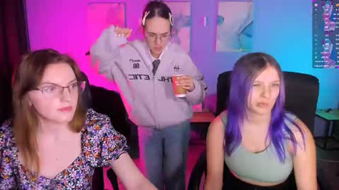 kaela_spell_ online show from February 19, 8:05 pm