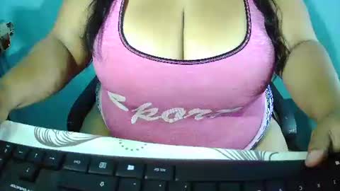 Snapshot of kaeluna chatting on May 21, 9:33 pm Kae luna online show from May 21, 9:33 pm