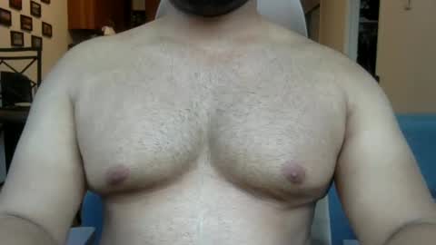 Snapshot of kai319206 chatting on February 9, 12:49 am kai319206 online show from February 9, 12:49 am