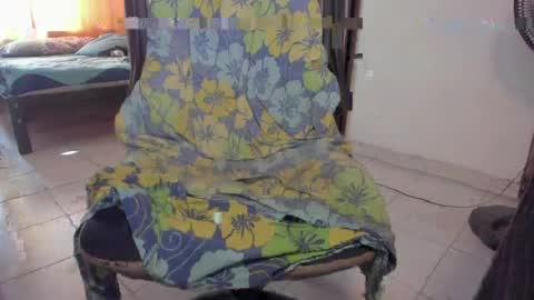 Snapshot of kai_herectix chatting on May 20, 8:37 pm kai_herectix online show from May 20, 8:37 pm