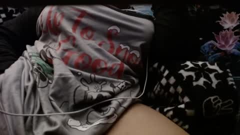 Snapshot of kai_rayne chatting on December 4, 5:22 pm Kai online show from December 4, 5:22 pm