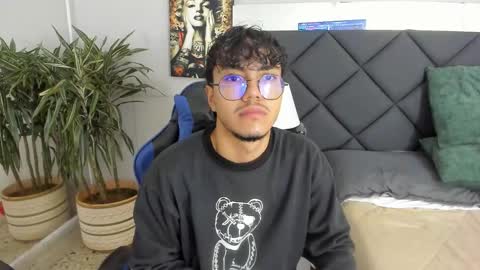 Snapshot of kai_storn chatting on March 3, 11:38 am kai_storn online show from March 3, 11:38 am