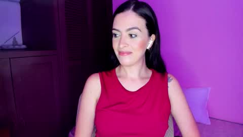 kaiahlive online show from February 24, 9:13 pm