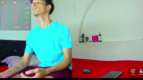 KAI  LIAM online show from February 1, 3:16 am