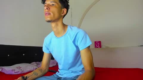 KAI  LIAM online show from March 1, 3:08 am