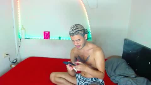 KAI  LIAM online show from April 6, 4:46 am