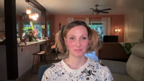 Snapshot of kaileeshy chatting on January 29, 4:05 am Kailee Smile online show from January 29, 4:05 am