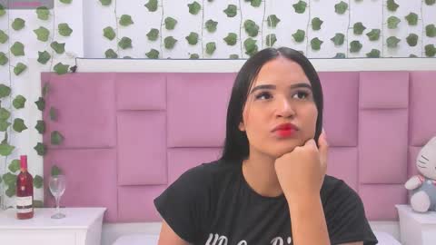 Snapshot of kaily_sweet1 chatting on February 25, 11:09 am kelly online show from February 25, 11:09 am