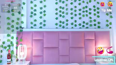 kelly online show from March 25, 11:05 am