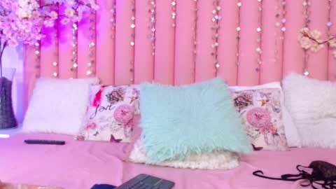 Snapshot of kailye_jones chatting on December 27, 2:04 am kailye Jones online show from December 27, 2:04 am