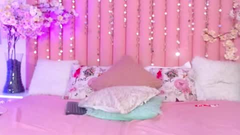 Snapshot of kailye_jones chatting on December 27, 10:16 pm kailye Jones online show from December 27, 10:16 pm