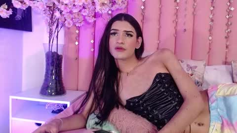 Snapshot of kailye_jones chatting on January 29, 3:22 am kailye Jones online show from January 29, 3:22 am