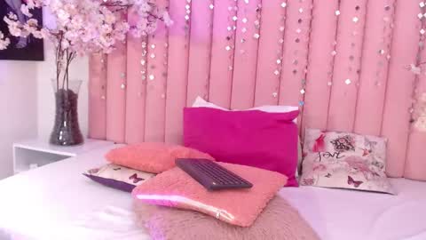 Snapshot of kailye_jones chatting on March 1, 2:59 am kailye Jones online show from March 1, 2:59 am