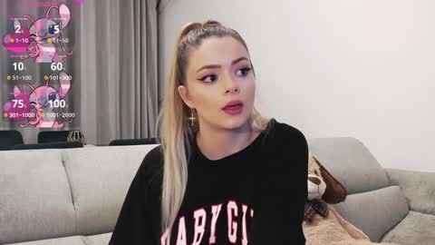 Snapshot of kailyn_moen01 chatting on January 20, 9:11 pm Kailyn online show from January 20, 9:11 pm