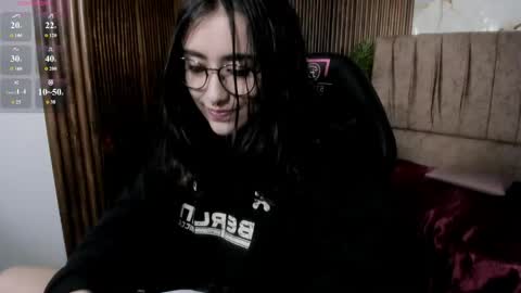 Snapshot of kairy_tay chatting on May 13, 3:15 am Kairy online show from May 13, 3:15 am