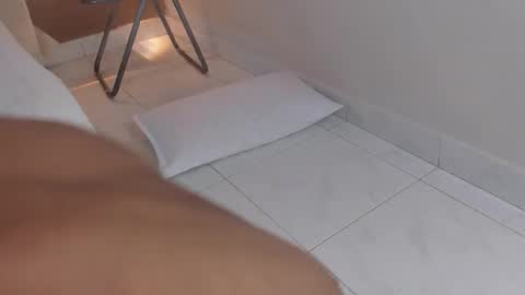 Snapshot of kaisonrouse chatting on February 25, 8:07 pm kaisonrouse online show from February 25, 8:07 pm