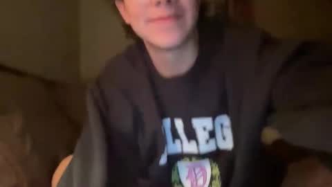 Snapshot of kaldashxl chatting on November 11, 2:44 am kaldashxl online show from November 11, 2:44 am