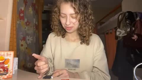 Lily online show from April 13, 6:35 pm