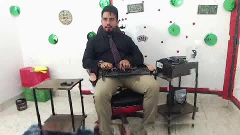 Kaleth online show from April 15, 7:58 pm