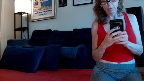 Snapshot of kalikushdreamz chatting on October 30, 3:46 pm Tara Smith online show from October 30, 3:46 pm