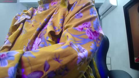 Snapshot of kalpananaisha_ chatting on November 5, 10:15 am Alisha online show from November 5, 10:15 am
