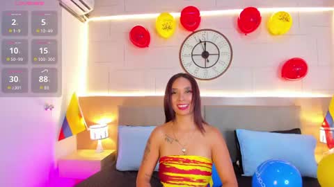 Snapshot of kalyx_lana chatting on June 17, 7:37 pm kalyx_lana online show from June 17, 7:37 pm