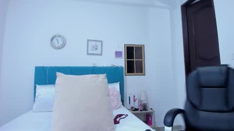 Kamilalopez online show from March 28, 11:04 pm