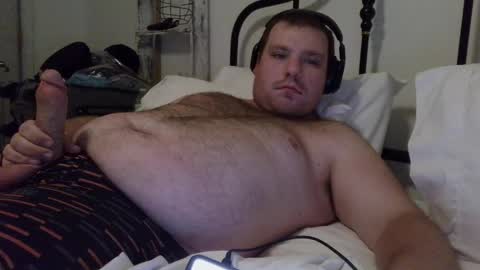 Snapshot of kama4201 chatting on April 15, 8:32 am kama4201 online show from April 15, 8:32 am