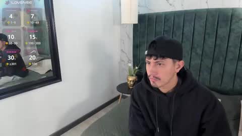 jhon online show from February 6, 11:57 am