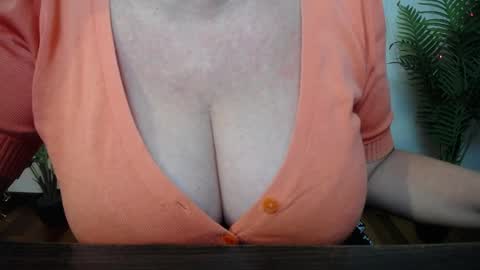 KamaliaSim online show from April 8, 7:14 pm